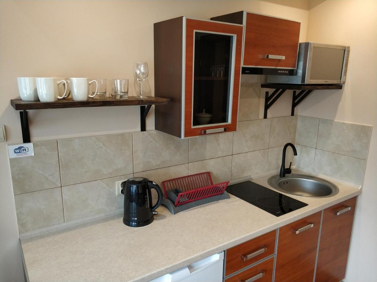 מיצ'יצ'ניו Apartamenty Gosciniec Re-Max מראה חיצוני תמונה
