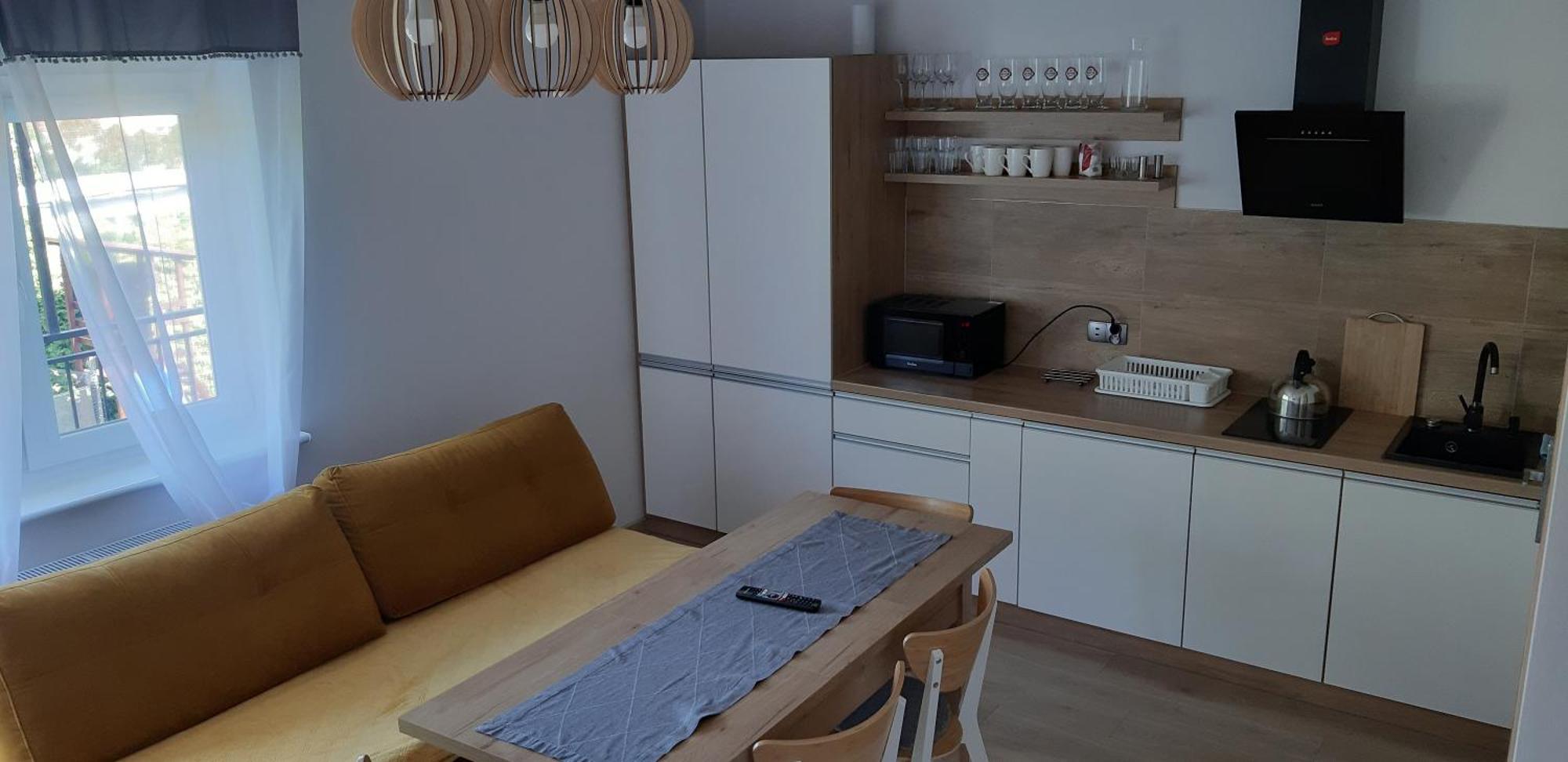 מיצ'יצ'ניו Apartamenty Gosciniec Re-Max מראה חיצוני תמונה