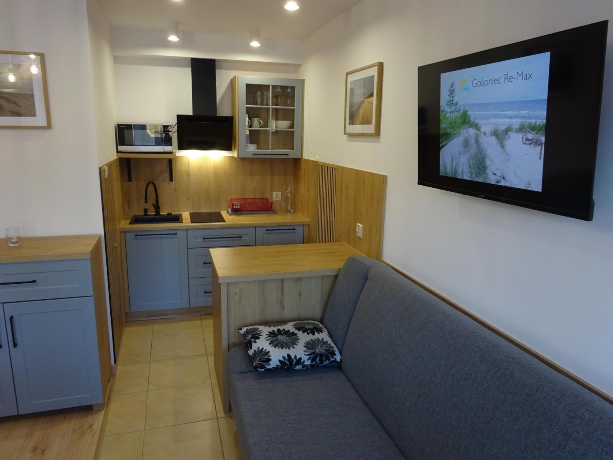 מיצ'יצ'ניו Apartamenty Gosciniec Re-Max מראה חיצוני תמונה