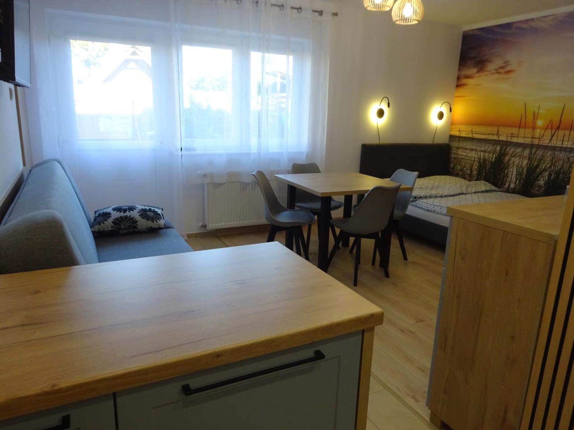 מיצ'יצ'ניו Apartamenty Gosciniec Re-Max מראה חיצוני תמונה
